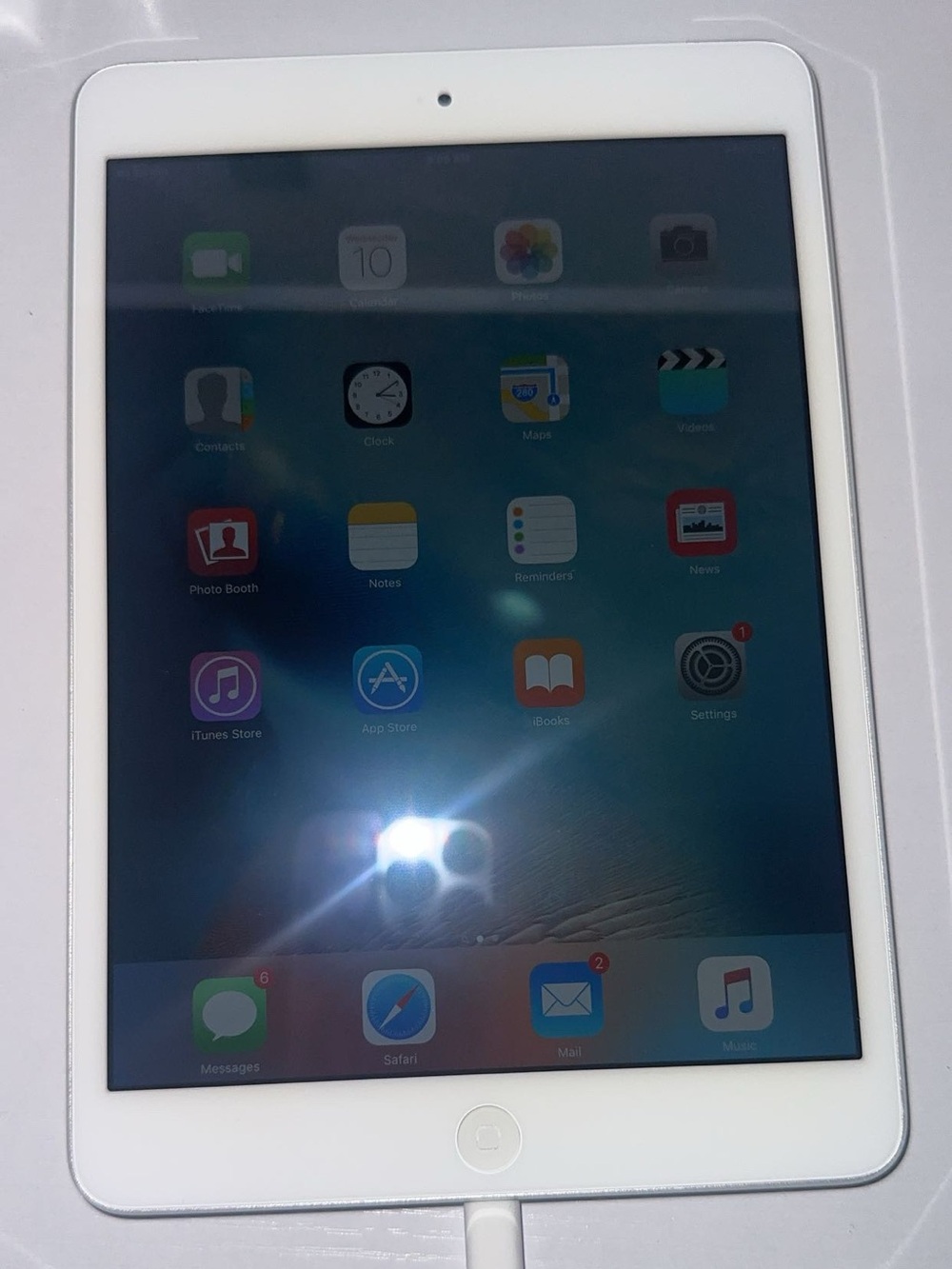 Apple iPad Mini 2 - Picture 2 of 2